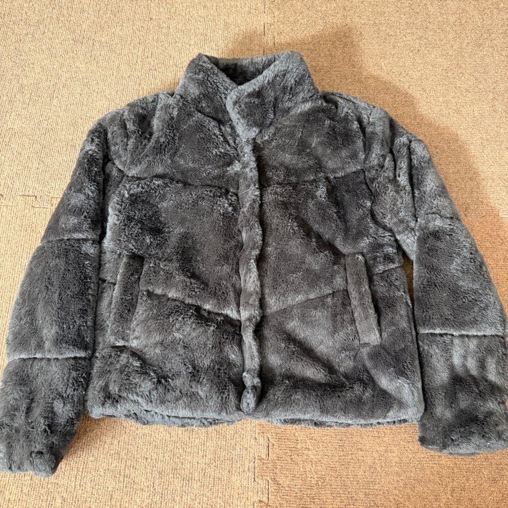 Ambiance Outerwear Womens Faux Fur Puffer Jacket‎ Charcoal Gray Small Cozy Coat